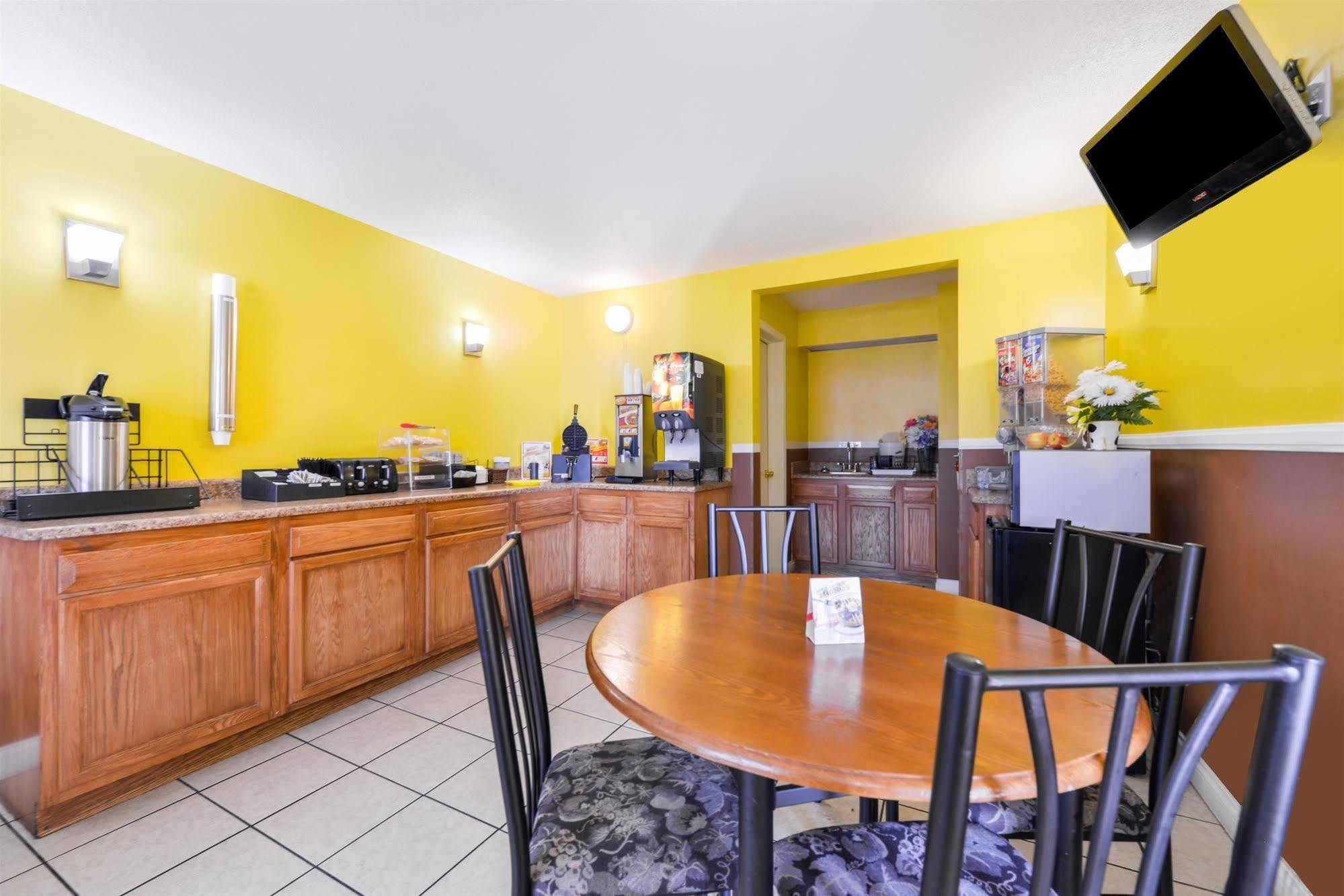 Americas Best Value Inn - Somerset Εξωτερικό φωτογραφία